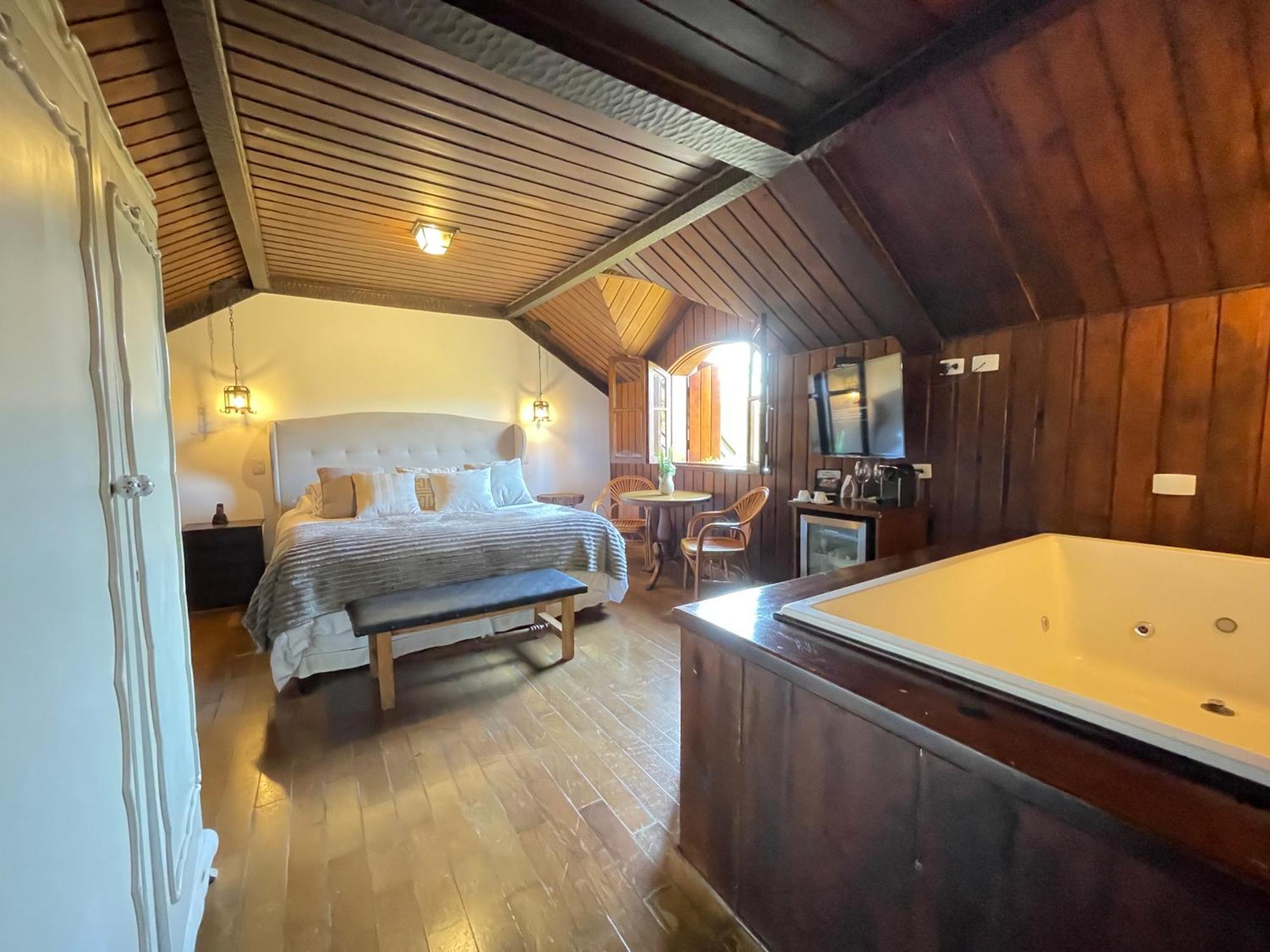 Alma Hotel Campos do Jordao Luaran gambar